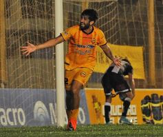 Foto de la galería: Buen triunfo de Crucero ante el histórico Chaco For Ever