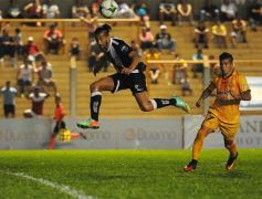 Foto de la galería: Buen triunfo de Crucero ante el histórico Chaco For Ever