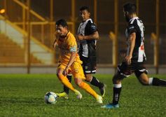 Foto de la galería: Buen triunfo de Crucero ante el histórico Chaco For Ever