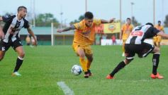 Foto de la galería: Buen triunfo de Crucero ante el histórico Chaco For Ever
