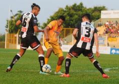 Foto de la galería: Buen triunfo de Crucero ante el histórico Chaco For Ever
