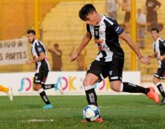 Foto de la galería: Buen triunfo de Crucero ante el histórico Chaco For Ever