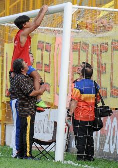 Foto de la galería: Buen triunfo de Crucero ante el histórico Chaco For Ever