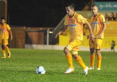 Foto de la galería: Primera caída del Colectivero en el Federal A