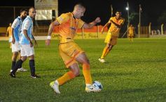 Foto de la galería: Primera caída del Colectivero en el Federal A