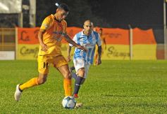 Foto de la galería: Primera caída del Colectivero en el Federal A