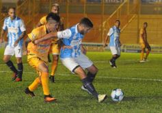 Foto de la galería: Primera caída del Colectivero en el Federal A