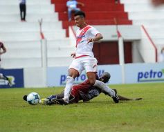Foto de la galería: Quinta derrota de Guaraní, en esta ocasión ante Antoniana