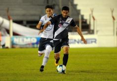 Foto de la galería: Quinta derrota de Guaraní, en esta ocasión ante Antoniana