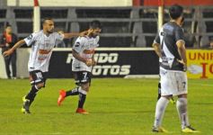 Foto de la galería: Guaraní volvió a caer, esta vez con Chaco For Ever