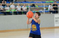 Foto de la galería: Fiesta de Educación Física del Colegio del Carmen en el Finito Gehrmann