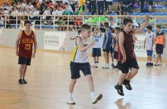 Foto de la galería: Fiesta de Educación Física del Colegio del Carmen en el Finito Gehrmann