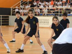 Foto de la galería: Fiesta de Educación Física del Colegio del Carmen en el Finito Gehrmann