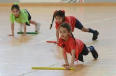 Foto de la galería: Fiesta de Educación Física del Colegio del Carmen en el Finito Gehrmann