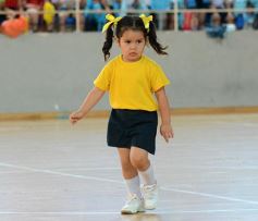 Foto de la galería: Fiesta de Educación Física del Colegio del Carmen en el Finito Gehrmann