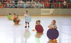 Foto de la galería: Fiesta de Educación Física del Colegio del Carmen en el Finito Gehrmann