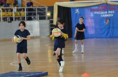 Foto de la galería: Fiesta de Educación Física del Colegio del Carmen en el Finito Gehrmann