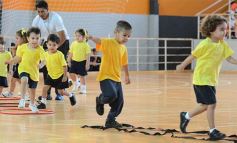Foto de la galería: Fiesta de Educación Física del Colegio del Carmen en el Finito Gehrmann