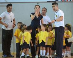 Foto de la galería: Fiesta de Educación Física del Colegio del Carmen en el Finito Gehrmann