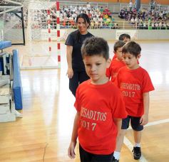 Foto de la galería: Fiesta de Educación Física del Colegio del Carmen en el Finito Gehrmann