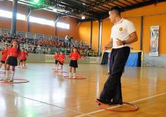 Foto de la galería: Fiesta de Educación Física del Colegio del Carmen en el Finito Gehrmann