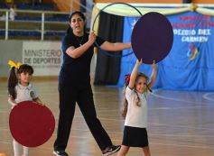 Foto de la galería: Fiesta de Educación Física del Colegio del Carmen en el Finito Gehrmann