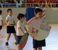 Foto de la galería: Fiesta de Educación Física del Colegio del Carmen en el Finito Gehrmann