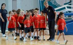 Foto de la galería: Fiesta de Educación Física del Colegio del Carmen en el Finito Gehrmann
