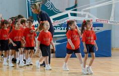 Foto de la galería: Fiesta de Educación Física del Colegio del Carmen en el Finito Gehrmann