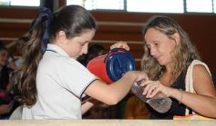Foto de la galería: Fiesta de Educación Física del Colegio del Carmen en el Finito Gehrmann