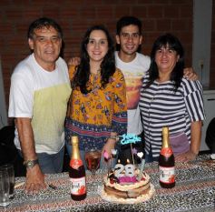 Foto de la galería: El cumple de Noelia: asado, serenata y la mejor compañía