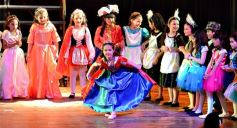 Foto de la galería: Talentos presentó Cenicienta en Posadas