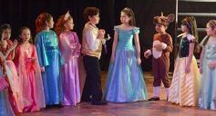 Foto de la galería: Talentos presentó Cenicienta en Posadas