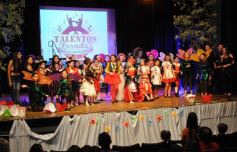 Foto de la galería: Talentos brilló con Alicia en el País de las Maravillas