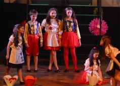 Foto de la galería: Talentos brilló con Alicia en el País de las Maravillas