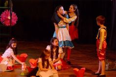 Foto de la galería: Talentos brilló con Alicia en el País de las Maravillas