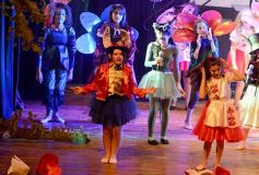 Foto de la galería: Talentos brilló con Alicia en el País de las Maravillas