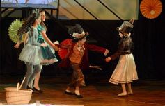 Foto de la galería: Talentos brilló con Alicia en el País de las Maravillas