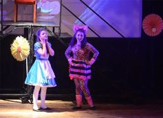 Foto de la galería: Talentos brilló con Alicia en el País de las Maravillas