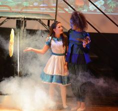 Foto de la galería: Talentos brilló con Alicia en el País de las Maravillas