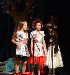 Foto de la galería: Talentos brilló con Alicia en el País de las Maravillas