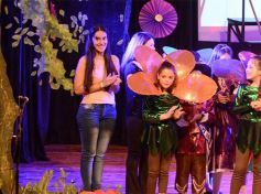 Foto de la galería: Talentos brilló con Alicia en el País de las Maravillas