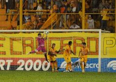 Foto de la galería: Empate a 0 entre Crucero del Norte y Mandiyú