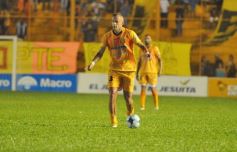 Foto de la galería: Empate a 0 entre Crucero del Norte y Mandiyú