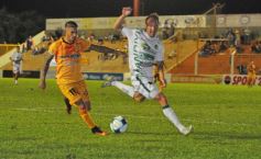 Foto de la galería: Empate a 0 entre Crucero del Norte y Mandiyú