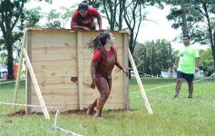 Foto de la galería: Primera prueba de carrera inclusiva en barro en el Centro de Cazadores