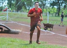 Foto de la galería: Primera prueba de carrera inclusiva en barro en el Centro de Cazadores