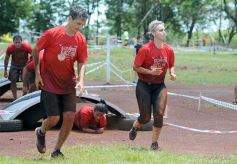 Foto de la galería: Primera prueba de carrera inclusiva en barro en el Centro de Cazadores