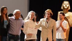 Foto de la galería: La Murga de la Estación se llevó el premio Consagración de los Arandú