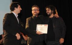 Foto de la galería: La Murga de la Estación se llevó el premio Consagración de los Arandú